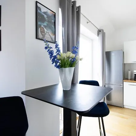Sunny & Cozy Penthouse With Balcony L Dg4'14 Apartment Vienna Exterior photo